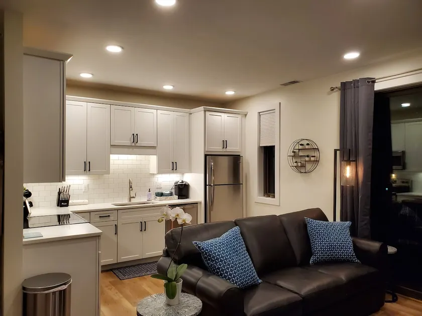 Capri condo unit 107 Downtown Traverse City - Image 1