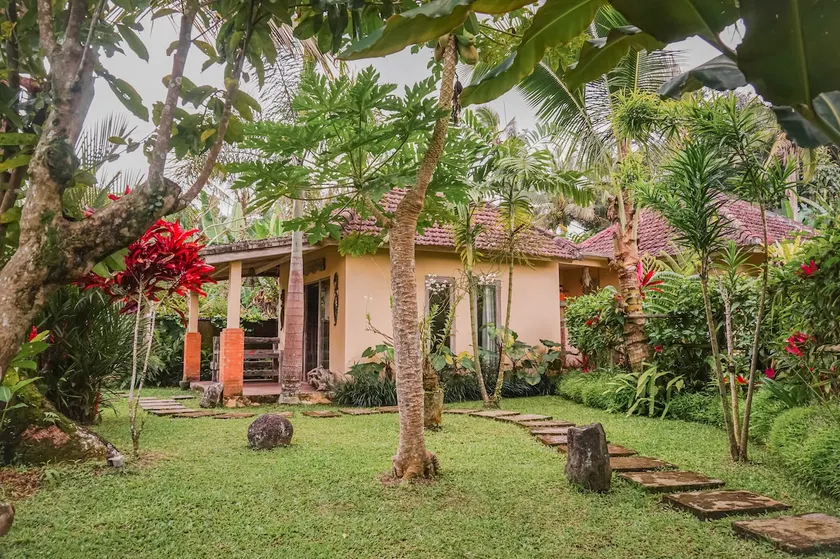 1 Bedroom cottage with ricefield view | pool - Image 1