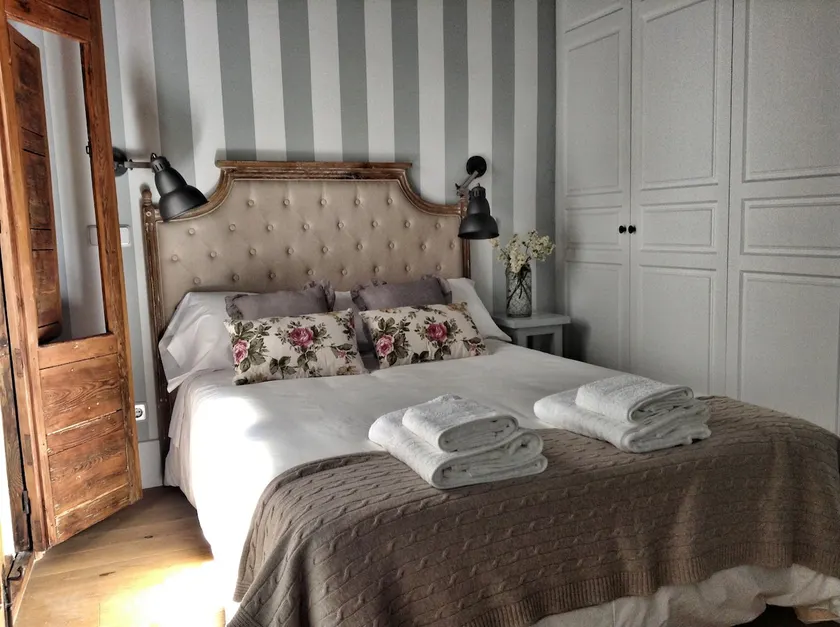 Independent room suite (2 Pax) Santiago 19 - Image 1