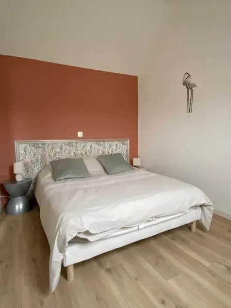 Apartment 3 *** NETFLIX available - Image 1