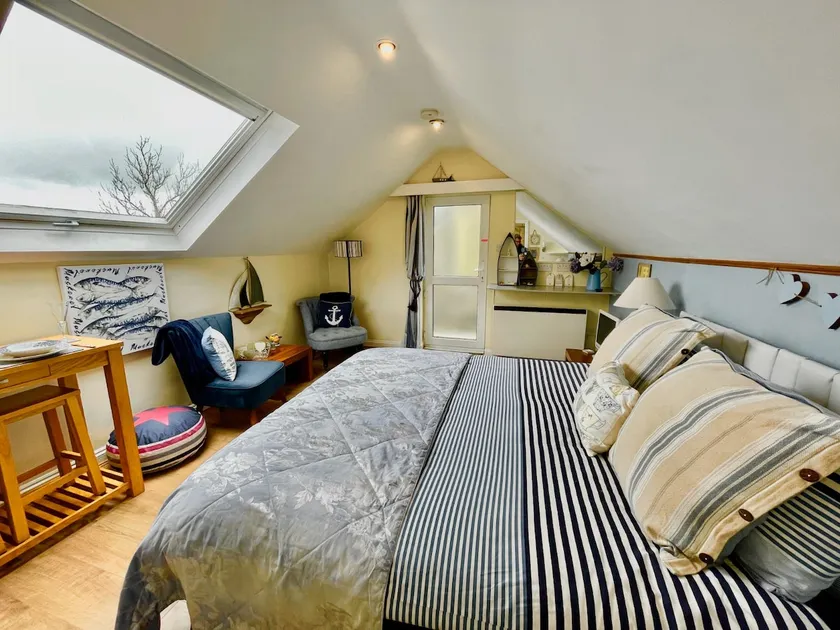 The Nest - Cae Haidd Bach - Image 1