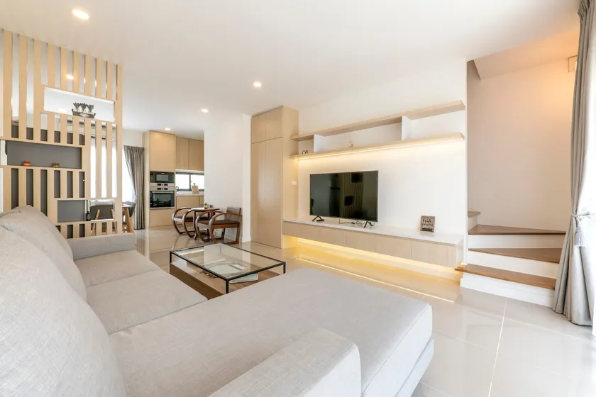 Rama2 Soi 50/3BR Lux Cozy Home/Parking - Image 1