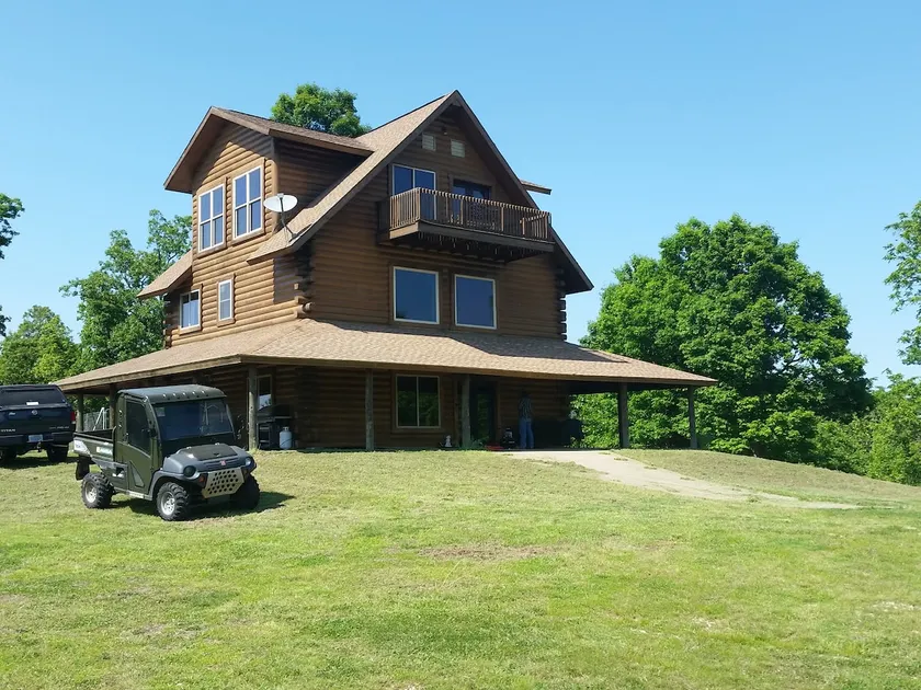 LOG HOME CANINE RETREAT WITH DOG ART COLLECTION - Image 1
