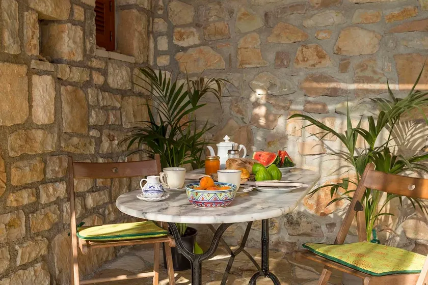 FOS-A Window to the Ionian-2min walk to the beach - Image 1
