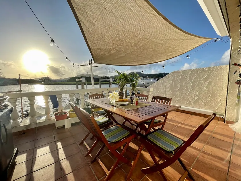 Sunny Villa in the Marina - Excellent Water Views - Image 1