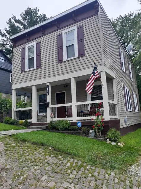 The Harbor Oar House - Image 1