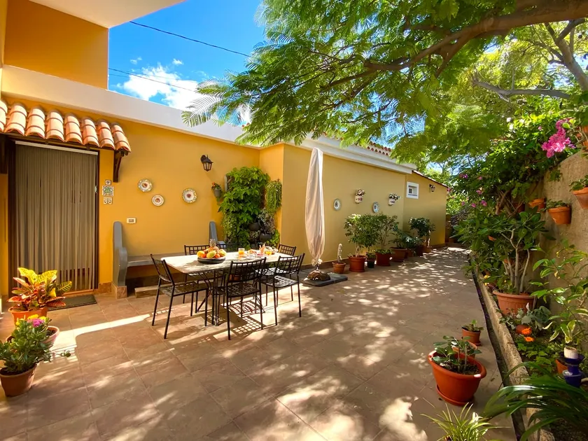 Wonderful villa in a quiet area, relaxing, sunny - Image 1