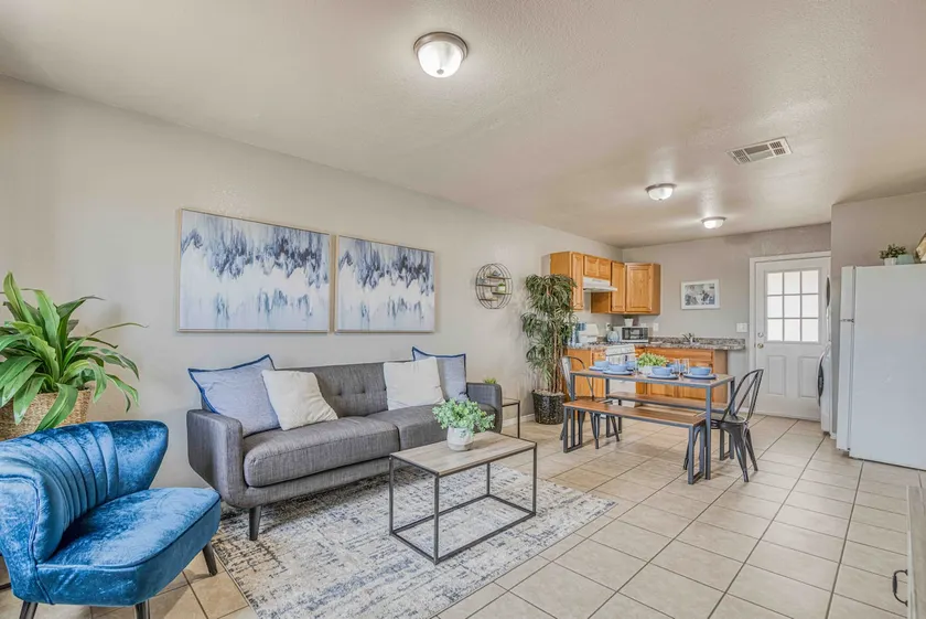 Spacious 2 KING beds apt by FT BLISS - Image 1