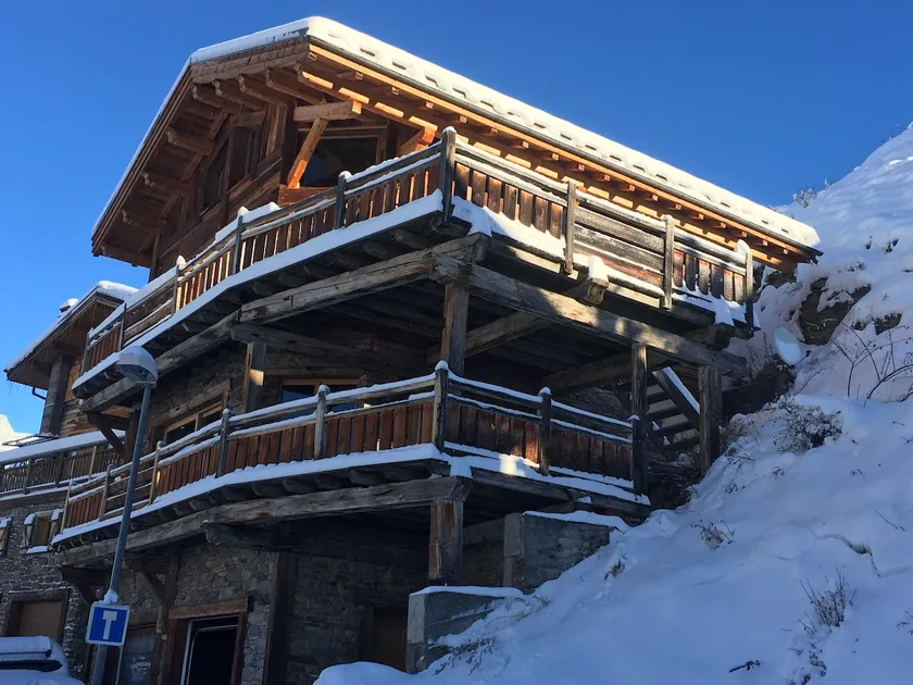 Superb view chalet Vars 1900 meters overlooking the slopes - Image 1