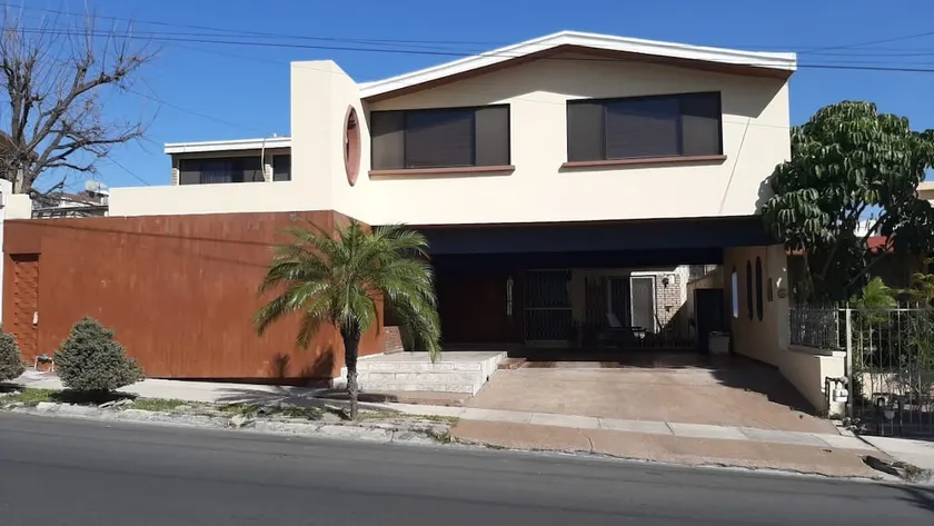 Casa en Cumbres - Image 1