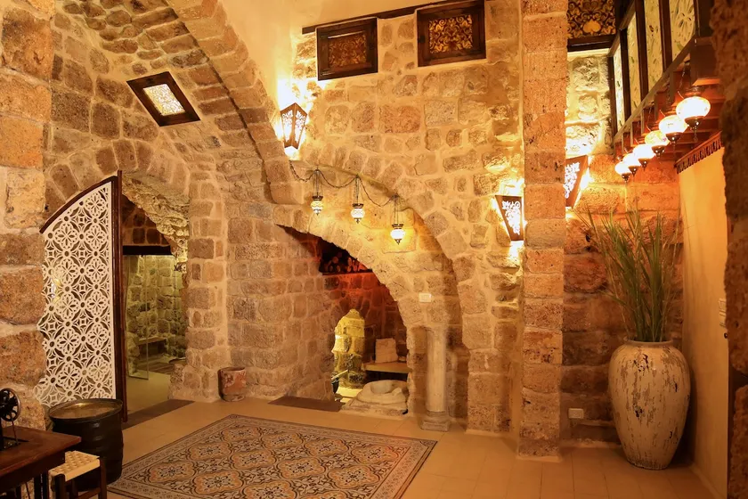 Zidan Sarai - Image 1