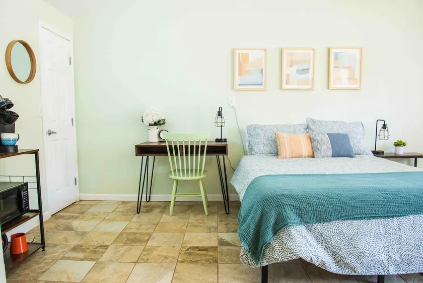 Private Studio Apartment in Old Fig Garden - Image 1
