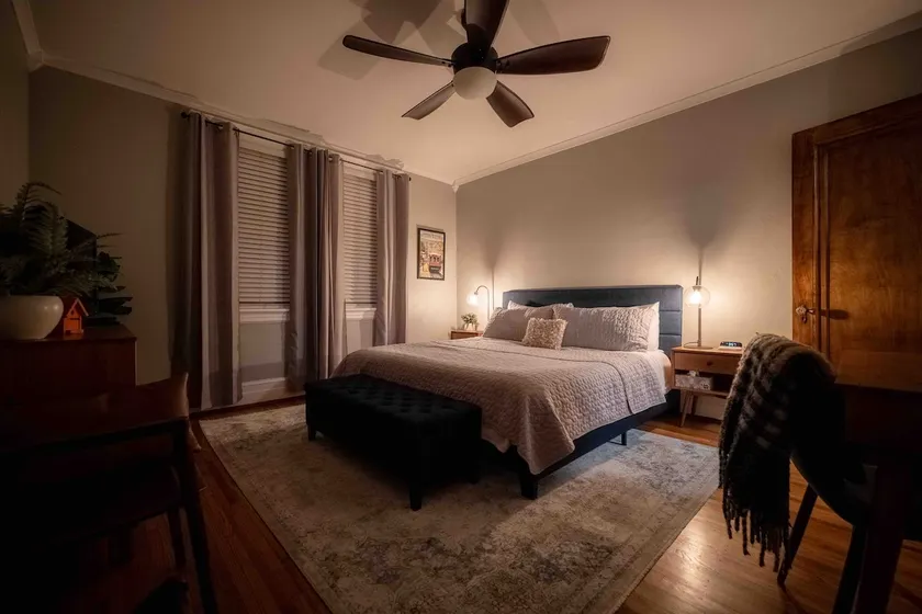 Amazing Views | NO CHORE Checkout | King Bed |PETS - Image 1