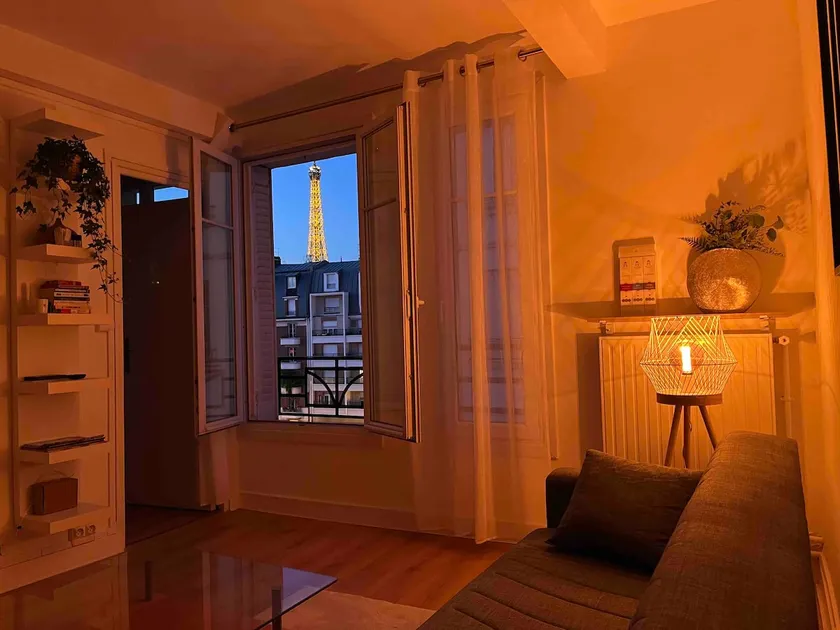 The Eiffel Tower – In the Heart of Grenelle - Image 1