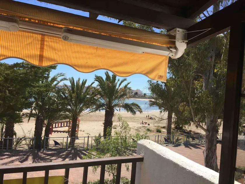 Beachfront apartment, first line beach, swimming pool - Image 1