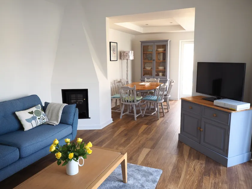 Beech Tree Cottage - Image 1