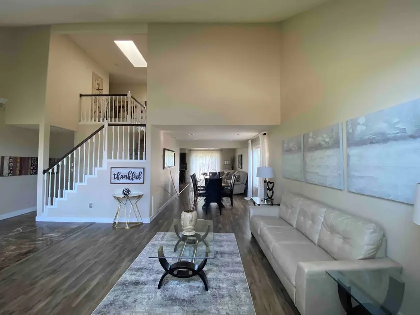 Home in Clackamas - Image 1