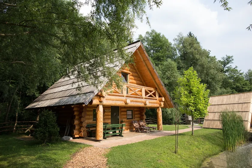 Apartments & Wellness Korošec | Wood house Venus - Image 1