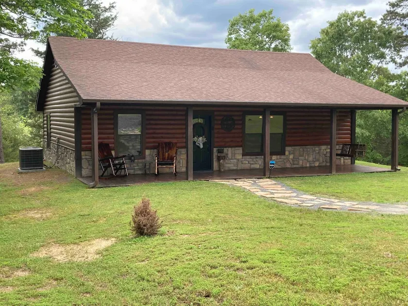 Romantic Secluded Retreat - 30 min from Broken Bow - Image 1