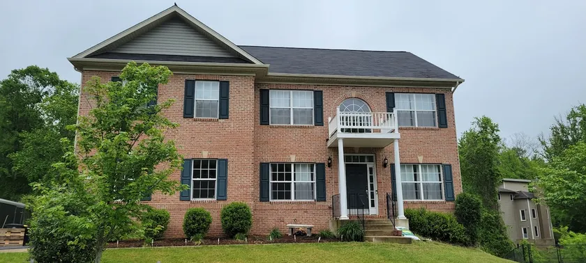 Clean 3 bedroom cul-de-sac near downtown DC - Image 1