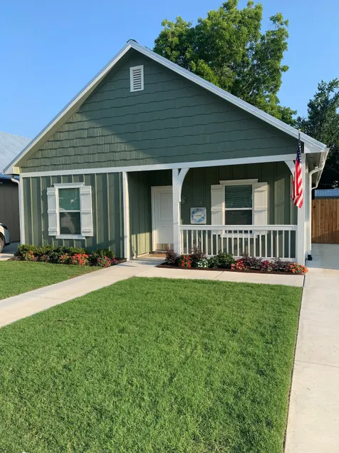 Cottages on The Prairie, the Craftsman - Image 1