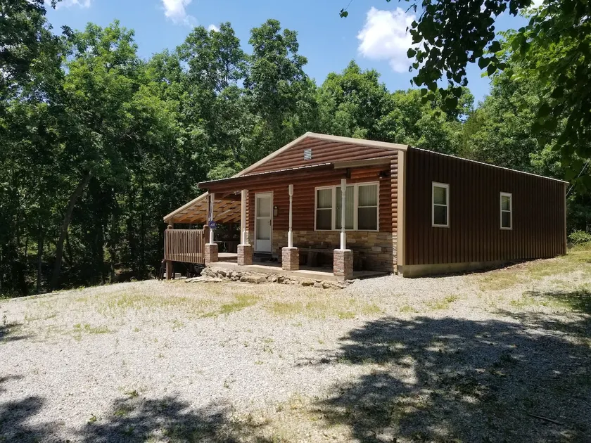 Truman Lake Cabin Super Clean ”Private” Getaway! - Image 1