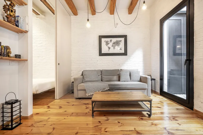 ZEN in BCN - Design, warmth, and tranquility. - Image 1