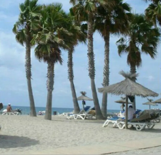 COSTA DORADA just 45' from Barcelona & Parking - Image 1