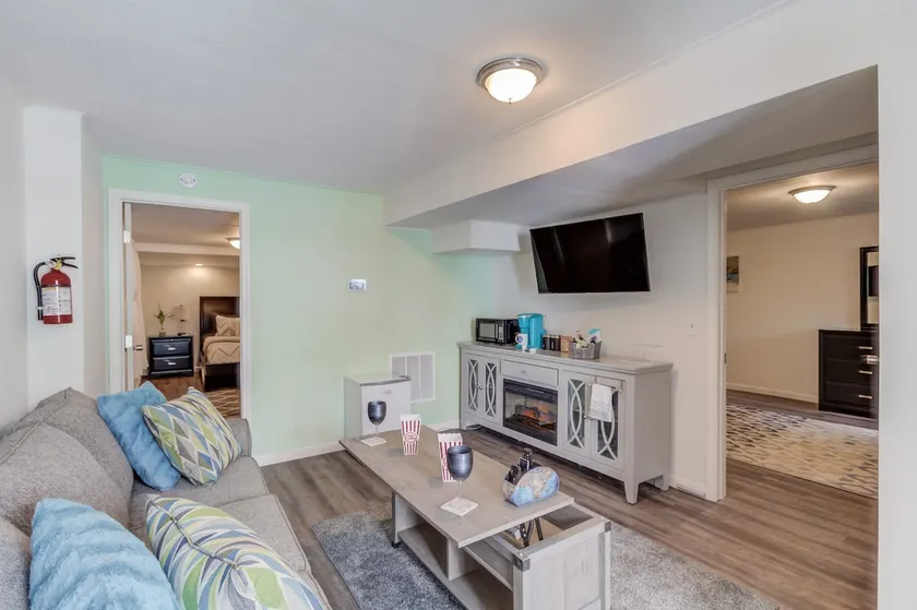 Entire Upscale Rental Unit Lilburn Quiet Basement - Image 1