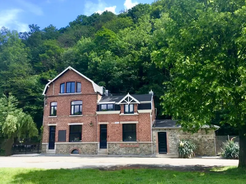 Unique and cozy large vacation home on the Ourthe - Image 1