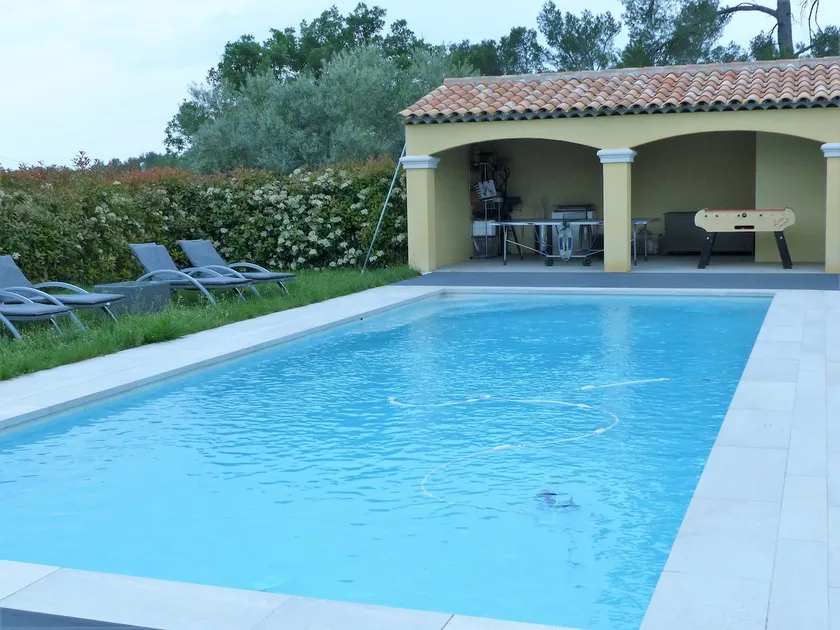 Charming villa among vineyards and olive trees - Image 1