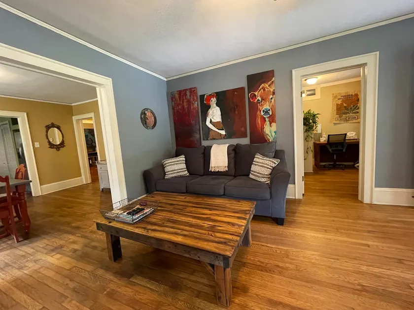 Cozy Ardmore Bungalow - Image 1