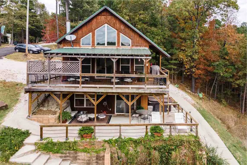 ”LakeTime” (Lakefront Cabin on Beaver Lake) - Image 1