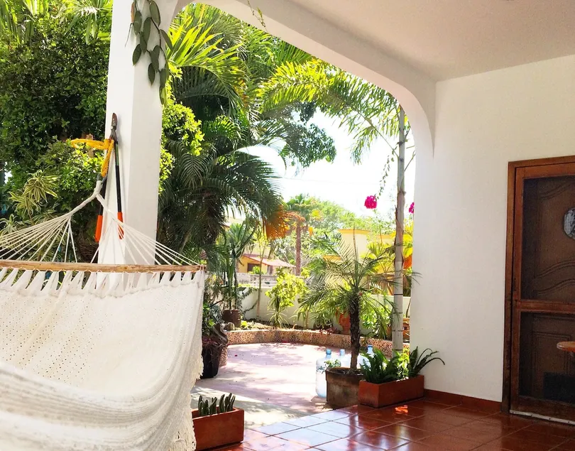 Los Sueños- safe, quiet & clean- 1 block to the beach! - Image 1