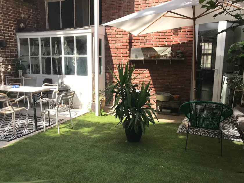Garden studio in the city center, 1 bed - Image 1