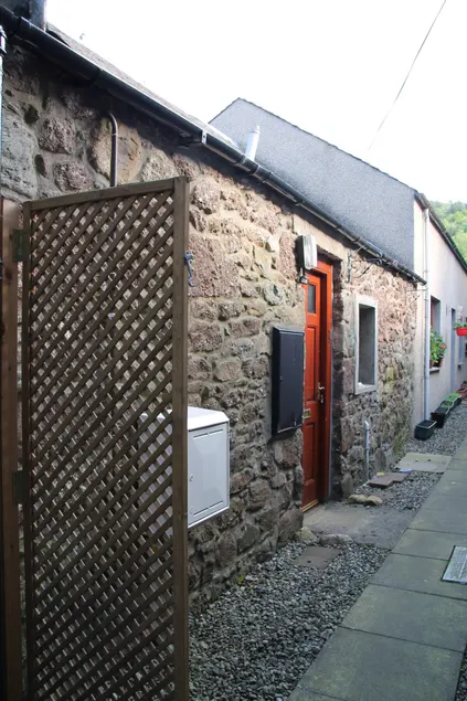 The Wee Hoose: Probably Scotland's Smallest Holiday Home - Image 1