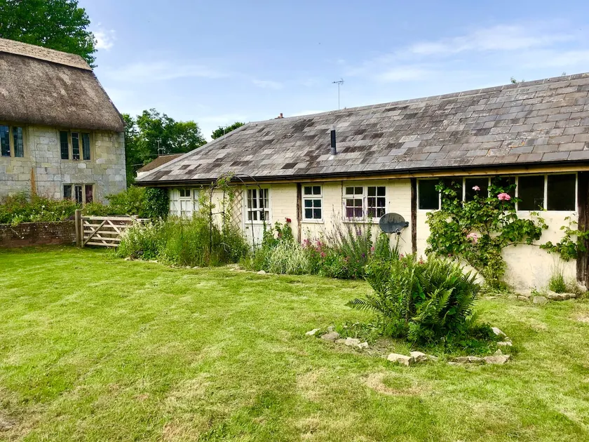 Lovely Self Contained Detached Annex in Stockton - Image 1