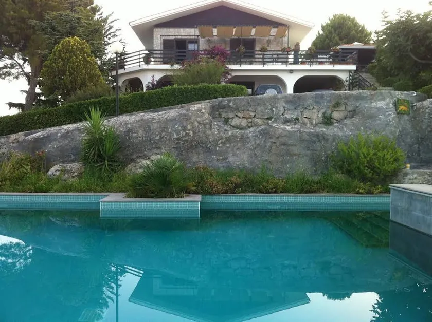 Private Apartment B in villa - Image 1