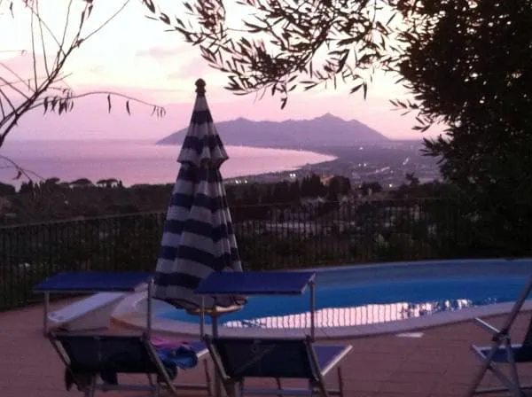 Villa 'Ai Galli' - din Nature Paradise på Medelhavet - Image 1
