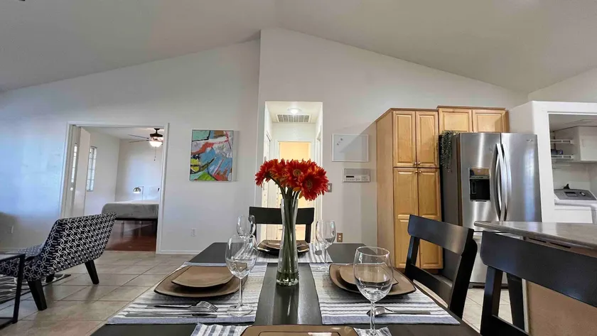 Cozy Chandler Town home with Pool - Image 1