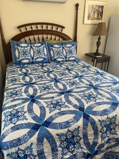 Private Cozy Bedroom - Image 1
