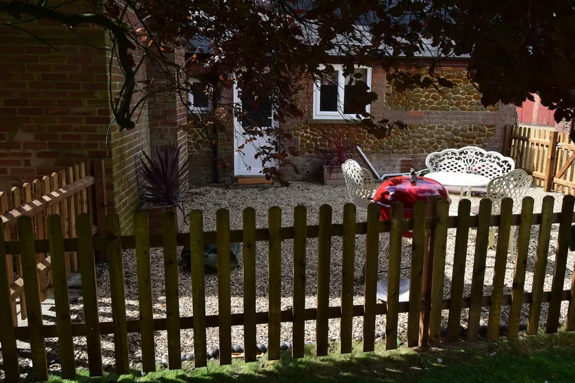 Lovely Garden Cottage in Snettisham - Image 1