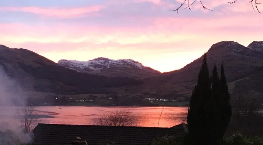 Beautiful home on the banks of Loch Goil - Image 1