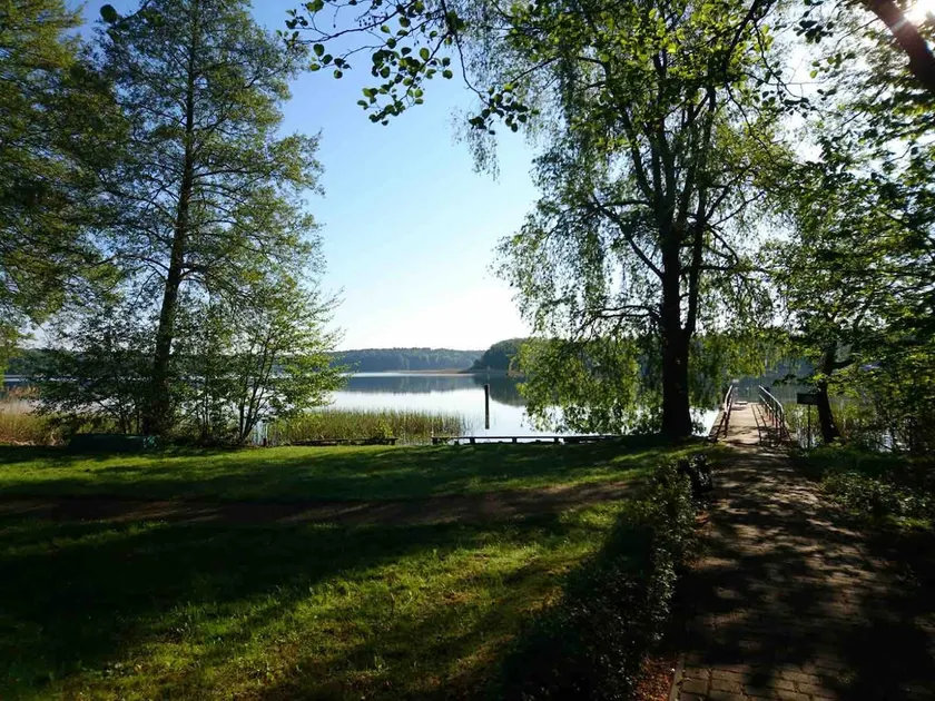 Idyllic vacation home Inge in the forest by the lake - Image 1