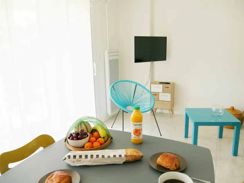 Studio situé dans le centre de Saint Philibert - Image 1