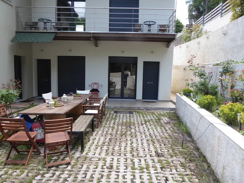 Studio Perithori - Image 1