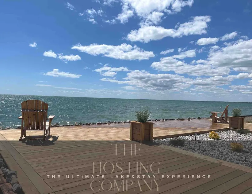 Lakefront, Panoramic Views and Sunset Deck - Image 1