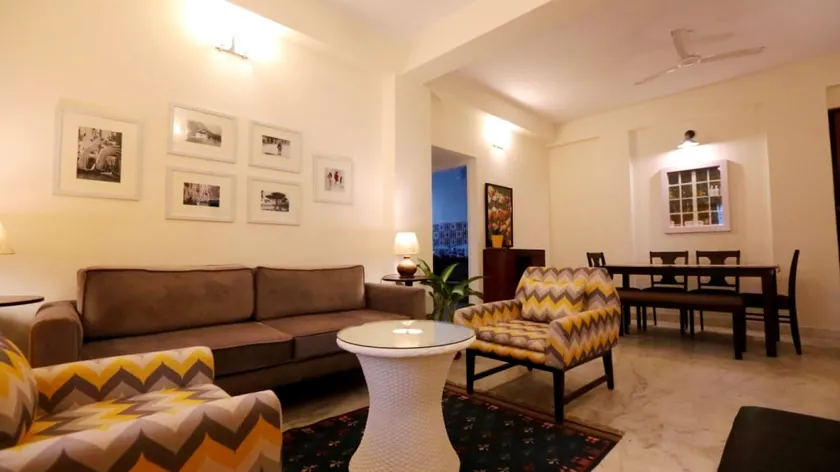 PLUSH HOME ENVIRONMENT STAY IN SOUTH KOLKATA - Image 1