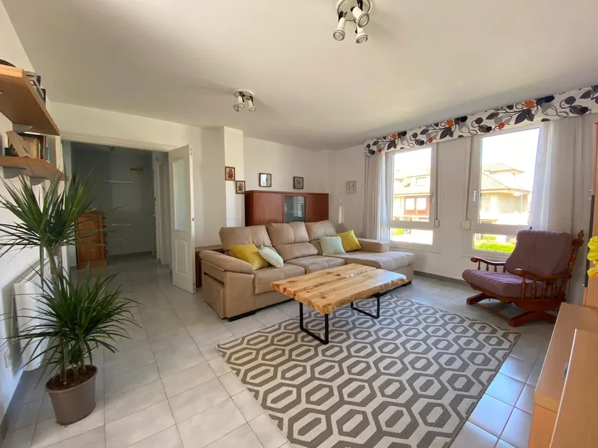 Apartment in Somo, a stone's throw from the beach. - Image 1