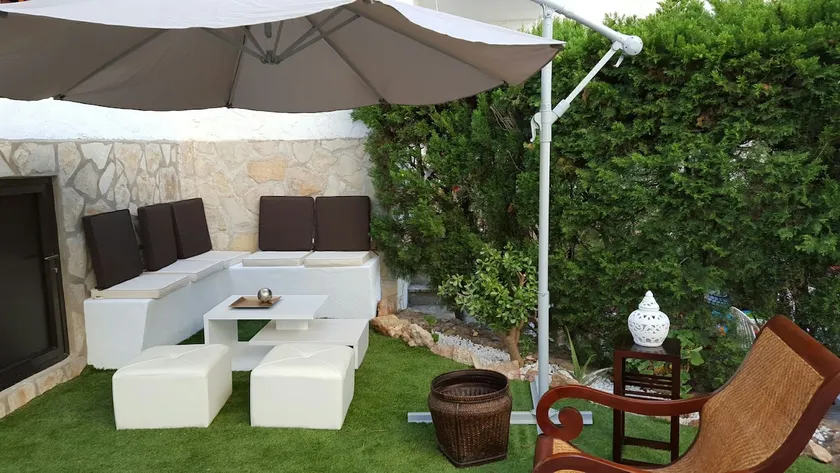 2 bedroom apt, private entrance, garden, terrace, FiberG1 - Image 1